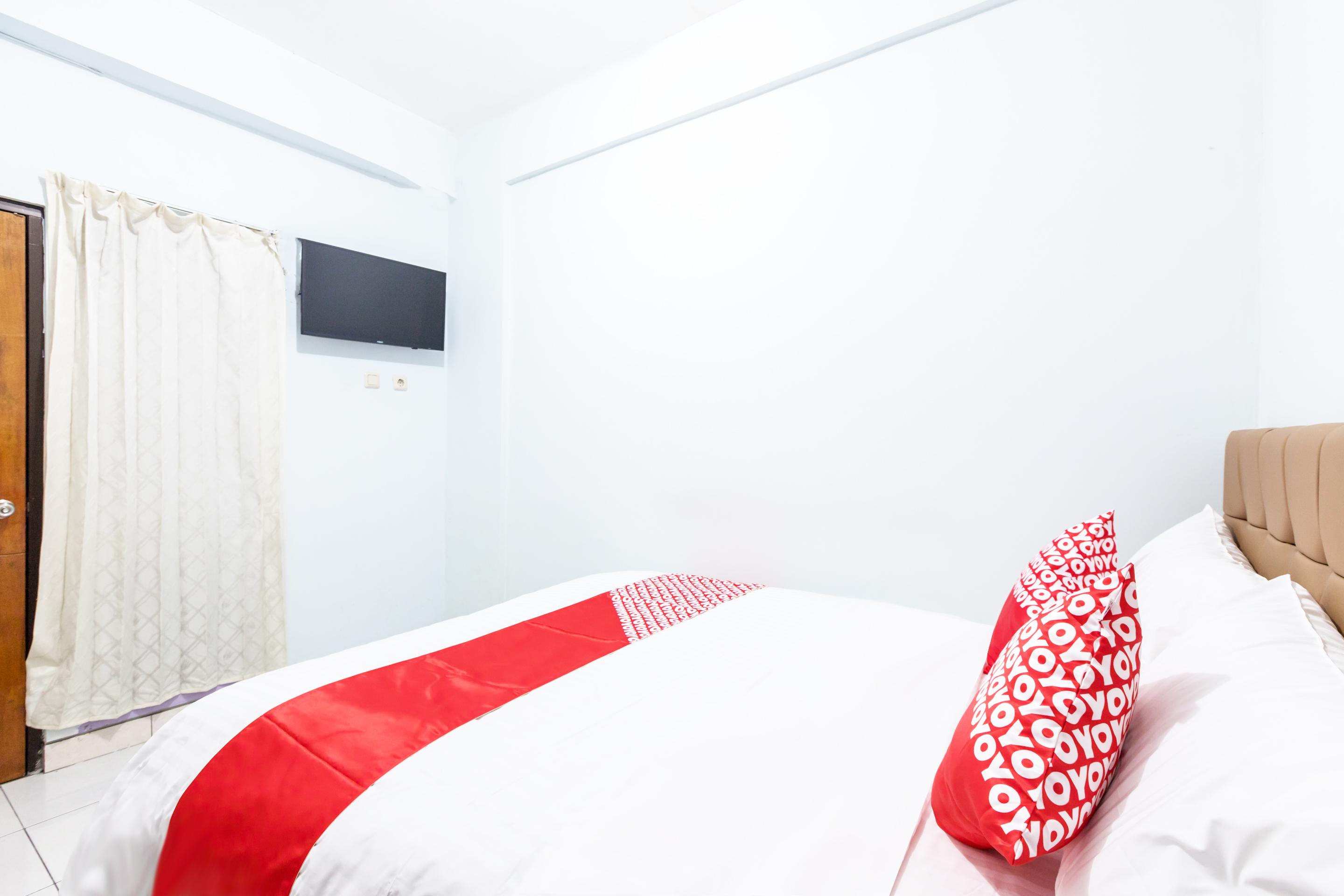 Отель Super Oyo 1516 Cemara Gading Syariah Богор Экстерьер фото